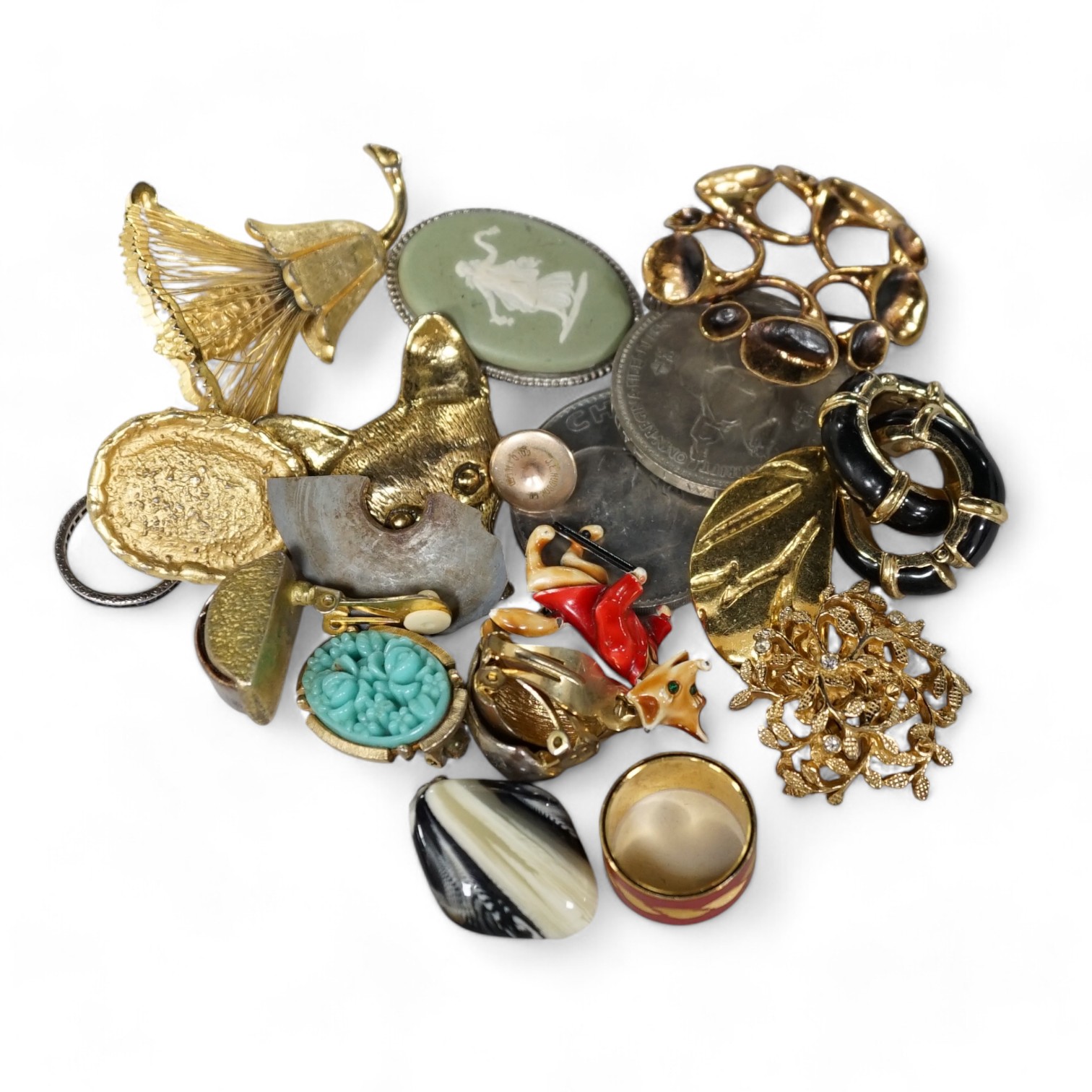 A quantity of costume jewellery and a Victorian yellow metal and turquoise cluster set brooch, 33mm, Condition - poor to fair